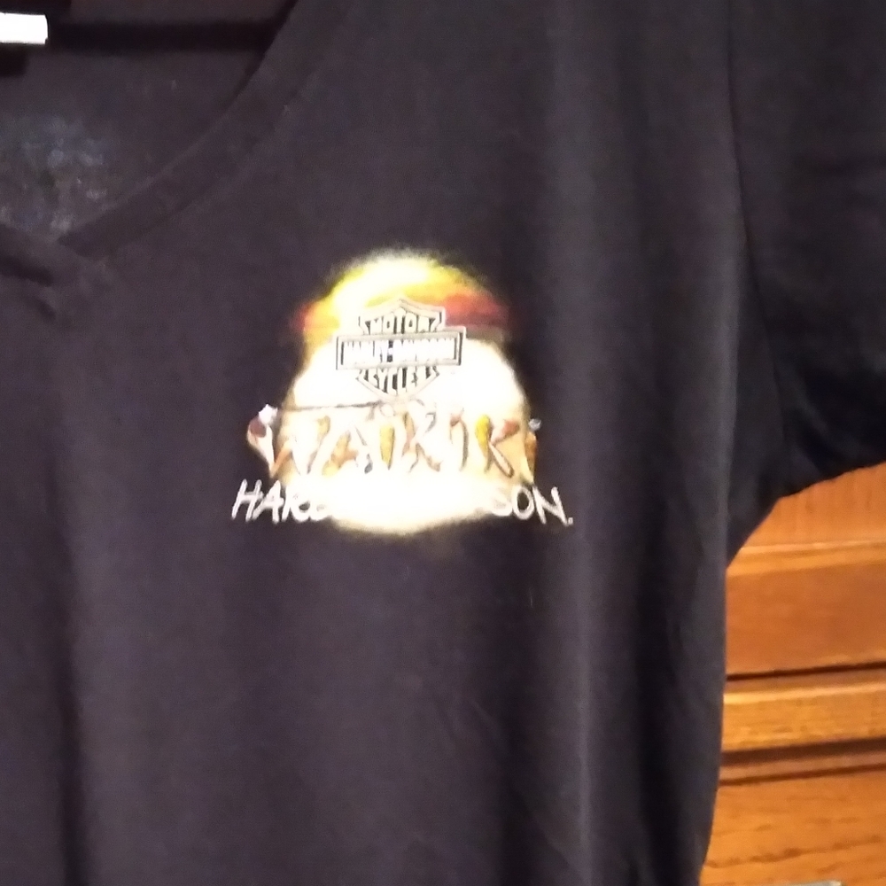 Black tee - Picture 2 of 3